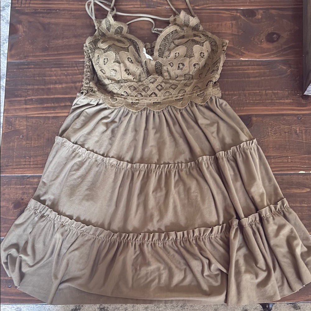 Elegant Lace Trim Mini Dress in Brown